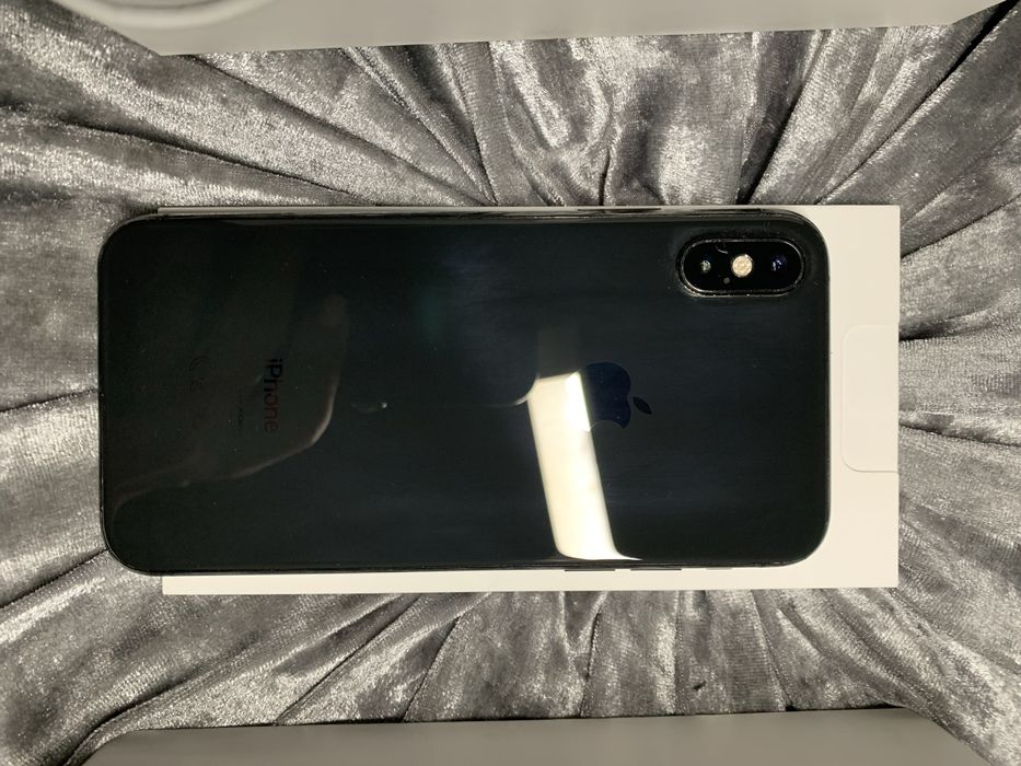 Iphone xs 256gb.