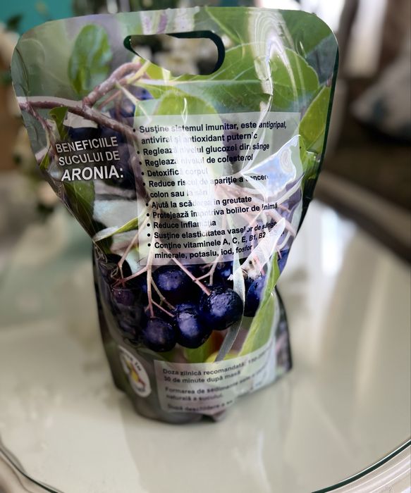 Suc de Aronia presat la rece