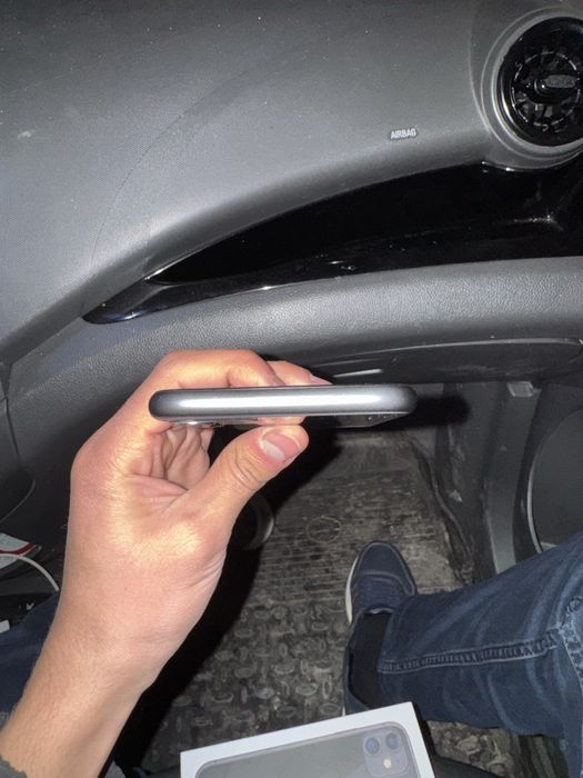 Iphone 11 black 64gb