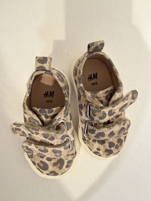H&M Incaltaminte bebelus fete