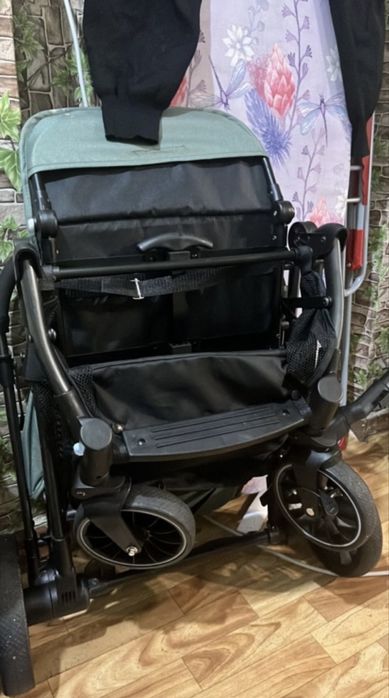 Продам детскую коляску (б\у)