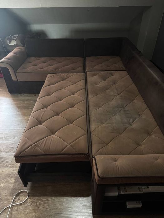 Угловой складывающий диван