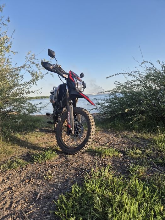 Эндуро 250сс 2025 года