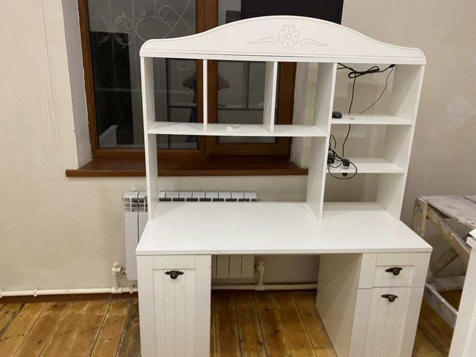 Детская парта для школников и студентов