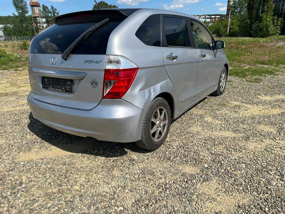 Vând Honda FRV 1.7 Benizina