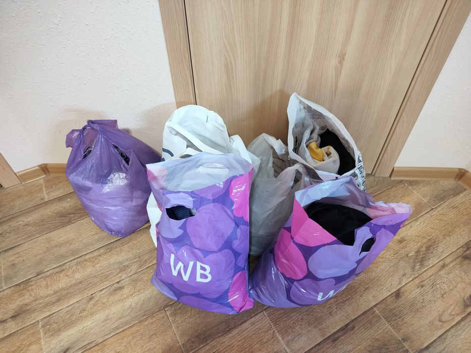 Вещи отдам, бесплатно