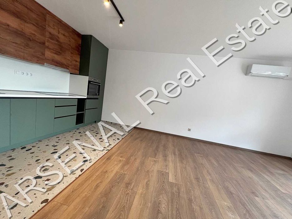 Дава се под наем Тристаен апартамент в София, Дианабад - 108 кв.м за 650 € - Снимка #2