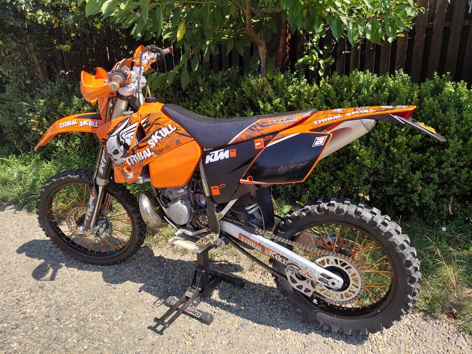 Vând Ktm exc 200