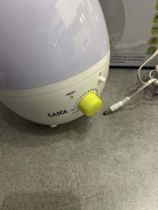 Vand umidificator  de camera