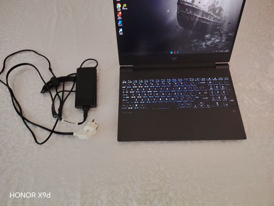 HP victus noutbuk