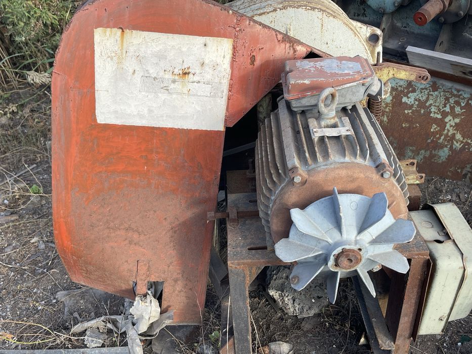 Станок по прокату уголка