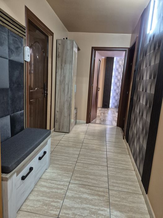 Apartament de închiriat