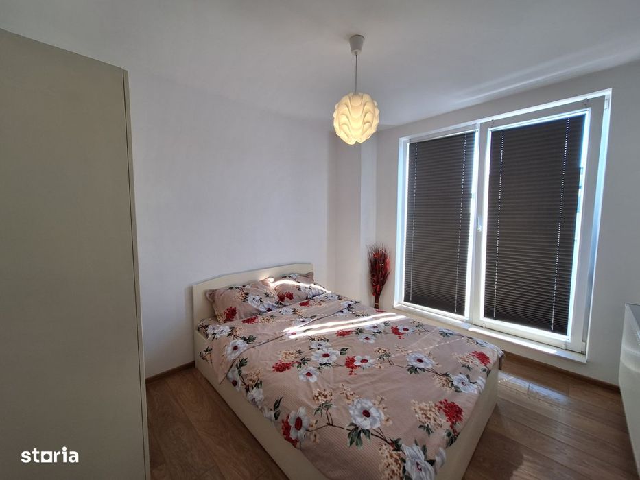 Apartament cu 3 camere, 60 mp, balcon de 20 mp, zona BMW — fotografia 3