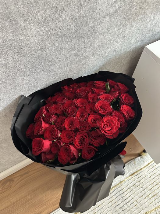 51роза,бағасын келісуге болады
