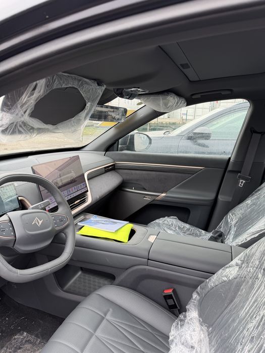 Dongfeng 008 Ultra 5 ўриндиқ