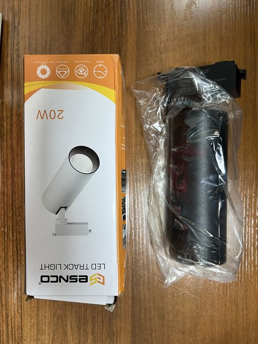 LED Трек 20W. Esnco