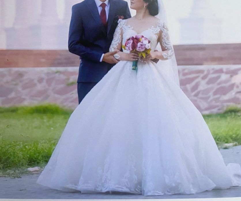 Платье свадебное