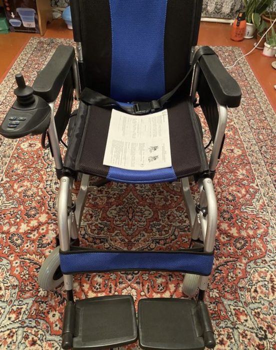 Продам электрическую коляску