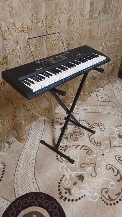 Синтезатор ALESIS