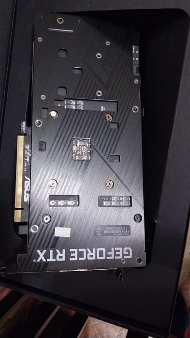 Продам 2 видео карты.