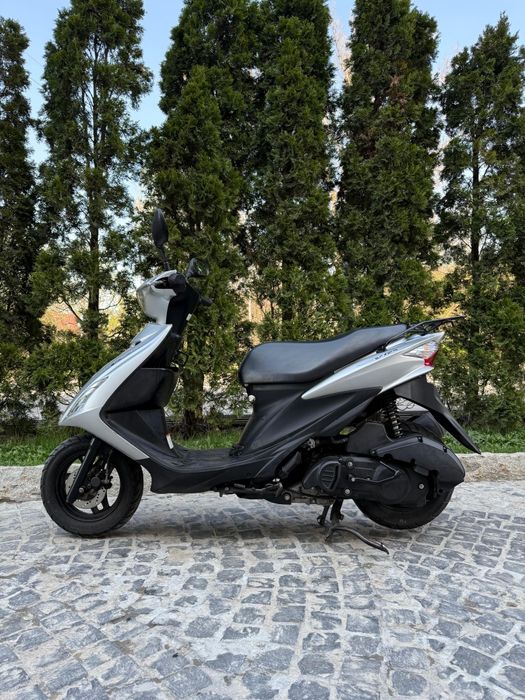 Suzuki Address V125S