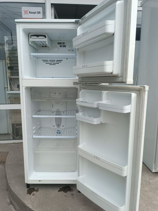Холодильник марка LG