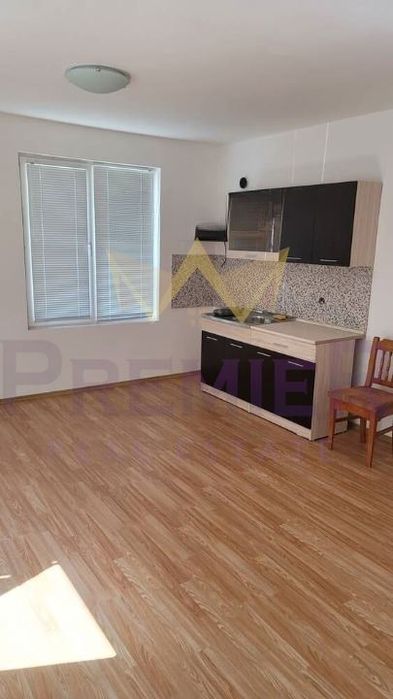 Продава се Двустаен апартамент в Бургас, Меден рудник - зона Б - 47 кв.м за 1107 €/кв.м - Снимка #3