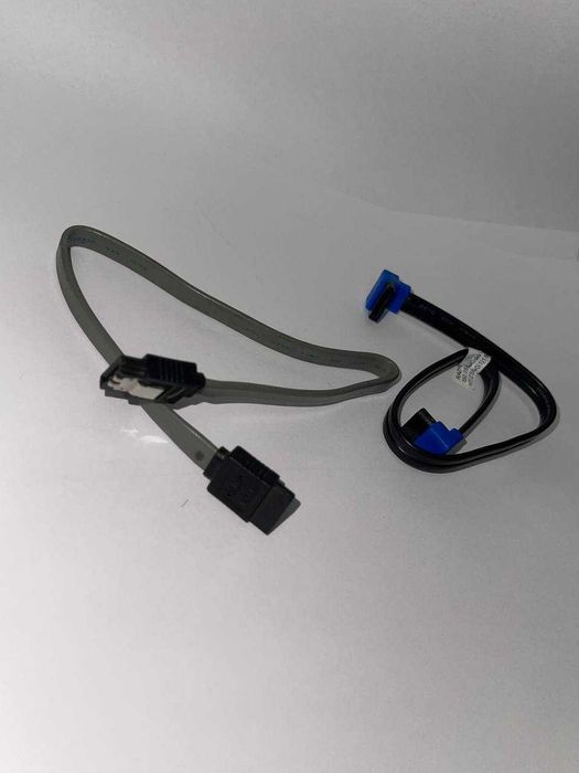 HDMi, VGA, SATA. Продаются кабели для компьютеров.