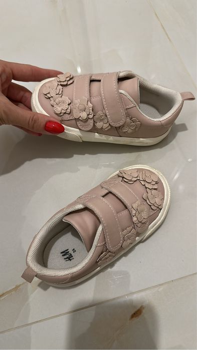 Детски боти zara