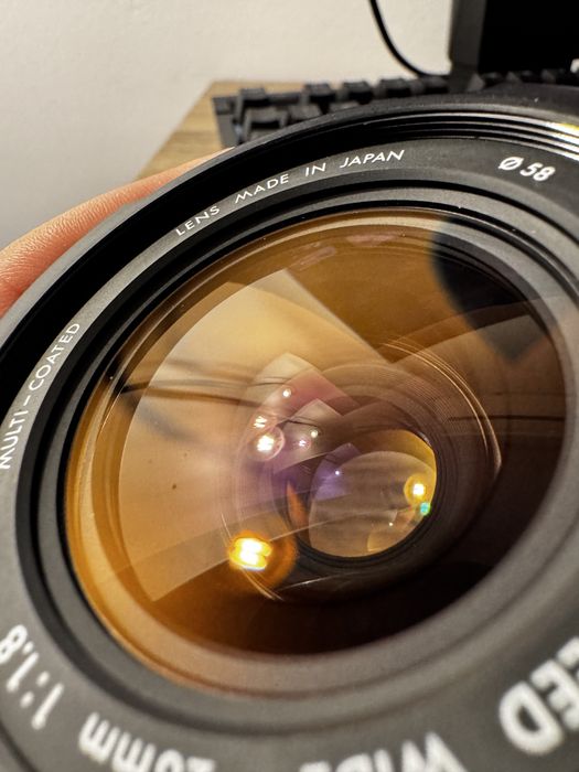 Nikon F-601 35mm + Sigma 28mm f/1.8 High-Speed Wide | Kit Analog Impecabil