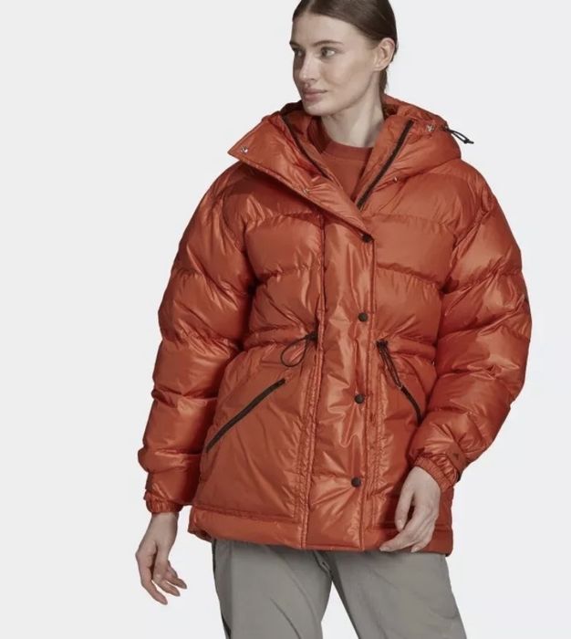 Пуховик Adidas by Stella Mccartney
