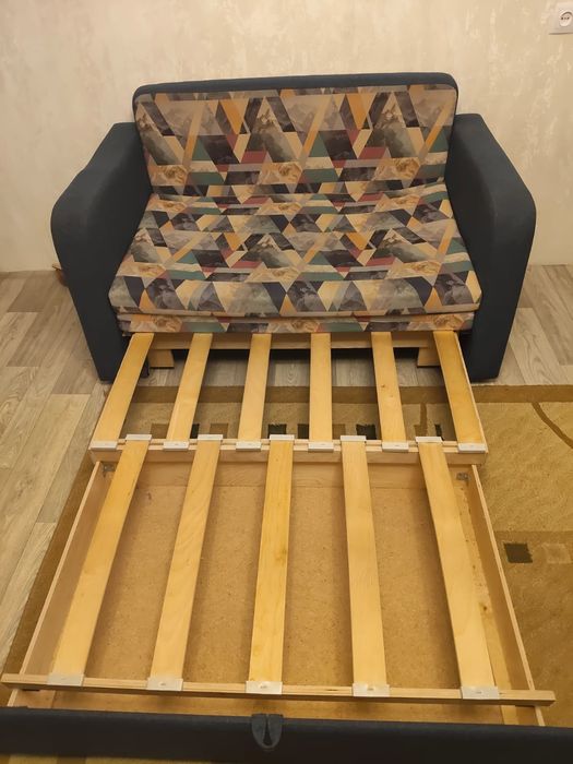 Продам диван раскладывается