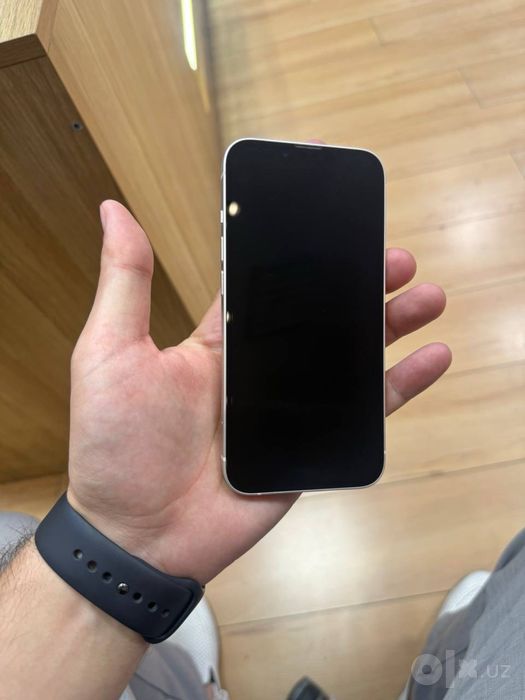 Iphone 13 ок айби батарейка си алмашган ишлашида айби йок 128 тали
