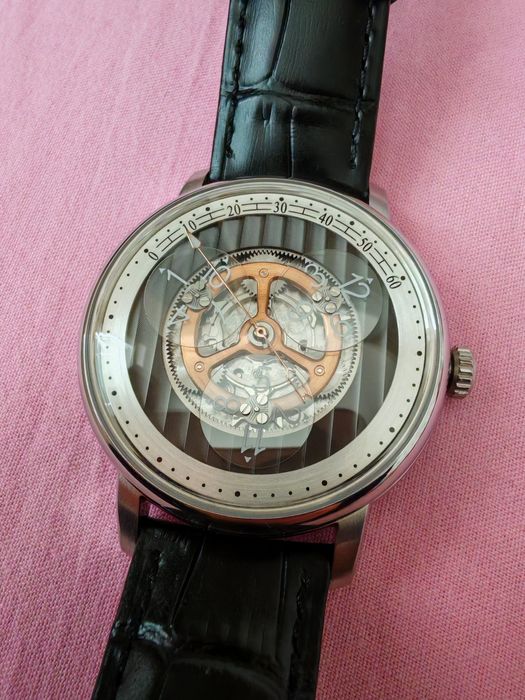 Автоматичен ръчен часовник с miyota механизъм, сапфир кристал,скелетон