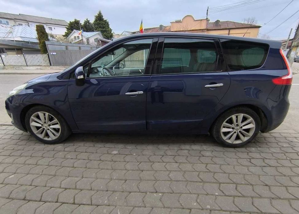 Autoturism Renault