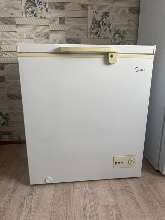 продается морозильник в хорошем состоянии.