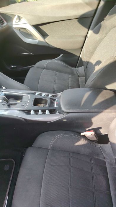 Citroen DS5 автомобил