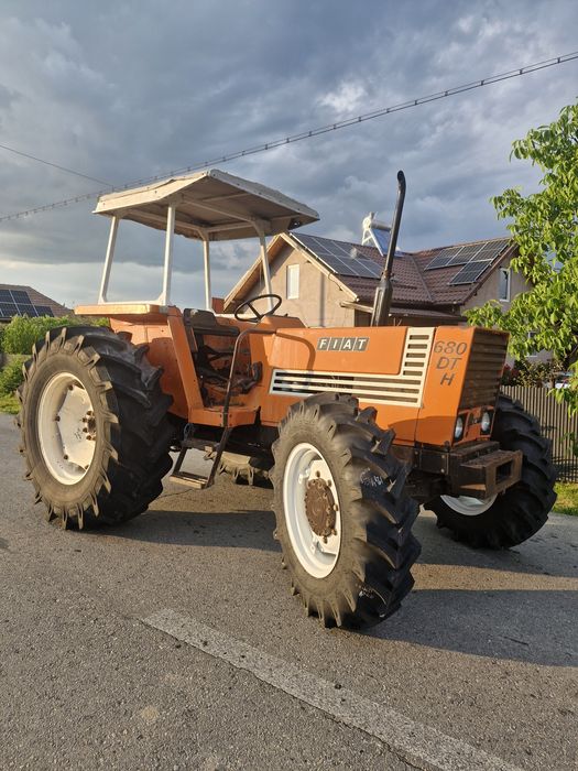 Tractor Fiat 680 4×4