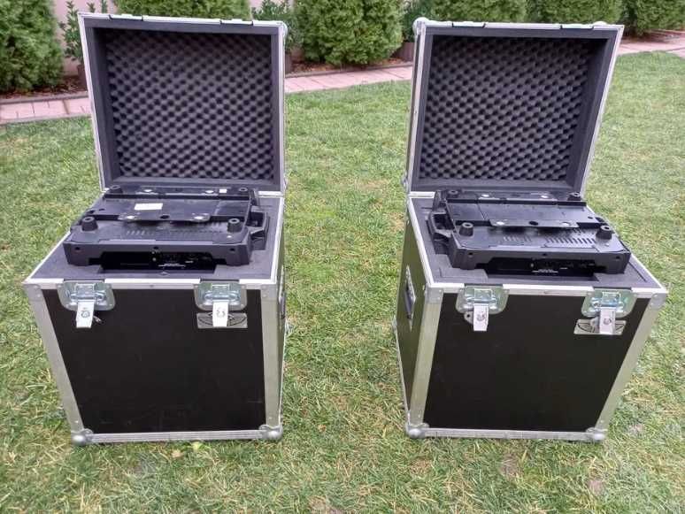 De vânzare 2 movinghead-uri Stairville MH-X200 Pro cu case individual
