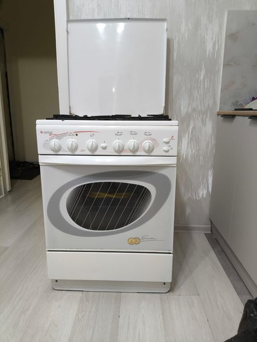 Продам газовую плиту, б/у