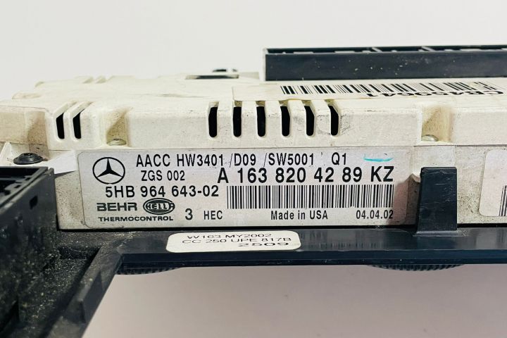 Panou climatronic  Behr Panou AC / Panou comanda + rama 5HB 964 643-0