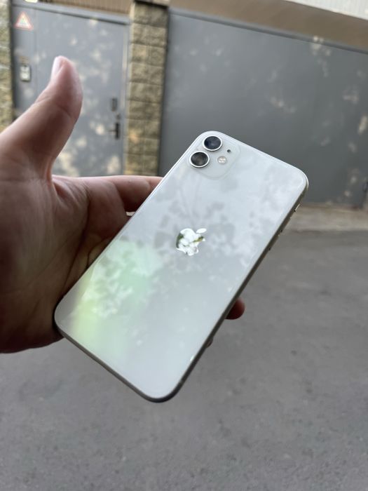 Продам iphone 11 128 гб