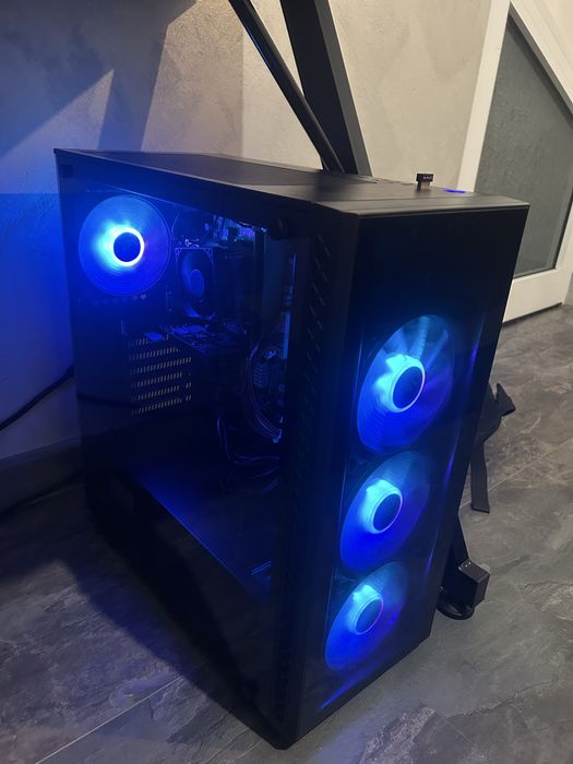 Продавам бюджетна геймърска конфигурация