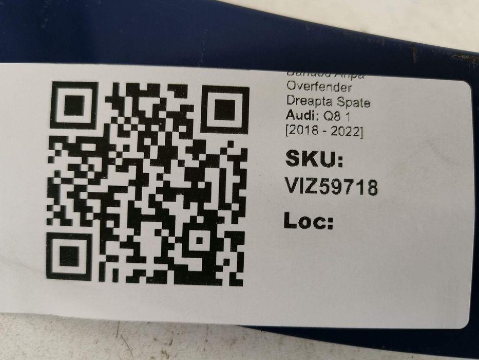 Ауди Кю8 / Audi Q8 1 [ - ] Оригинален заден десен калобран в добро със