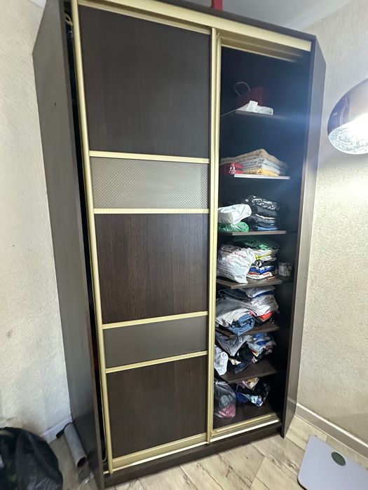 Продам шкаф для спальни комнаты