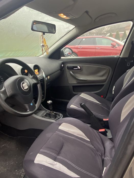 Vând seat ibiza 2004