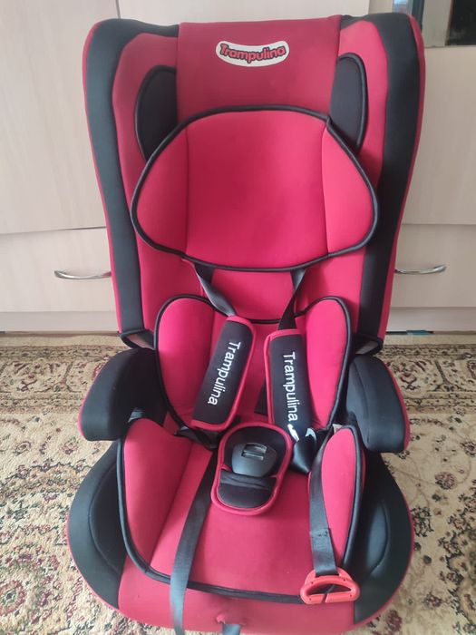 Продам срочно автокресло