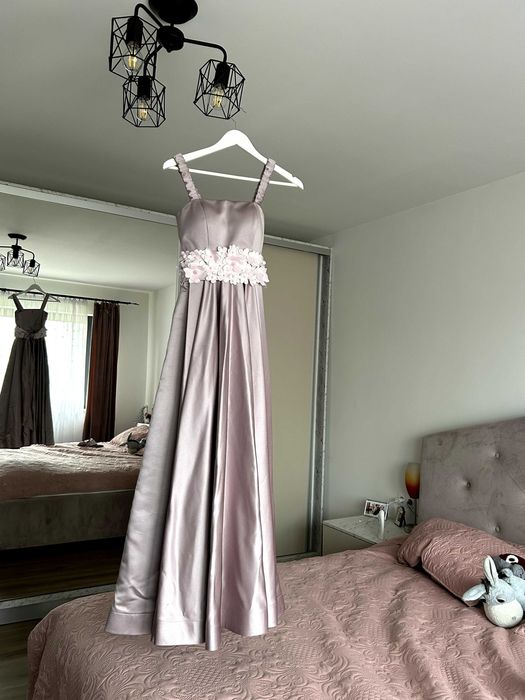 Rochie de banchet sau nunta
