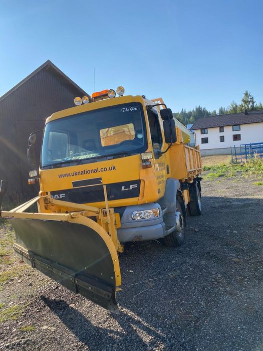 Vând basclă daf lf de 12 t plus alte utilaje.