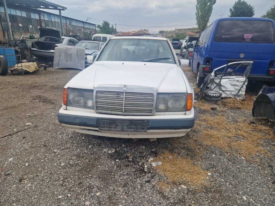 Mercedes-Benz 124 200d за части